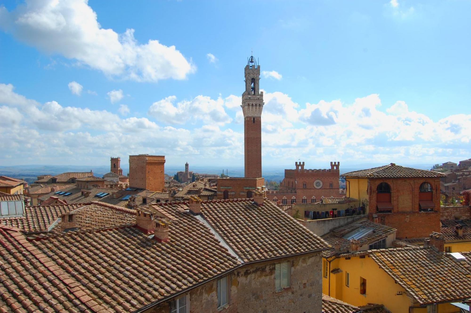 I Terzi Di Siena - Rooms Only Luaran gambar