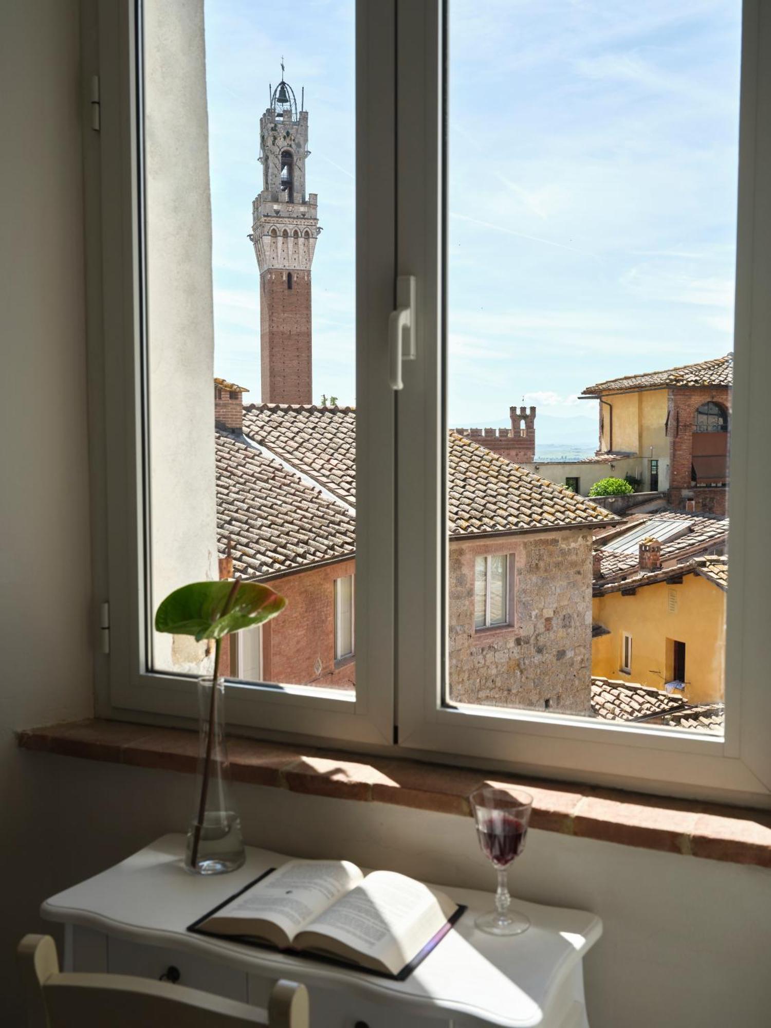 I Terzi Di Siena - Rooms Only Luaran gambar