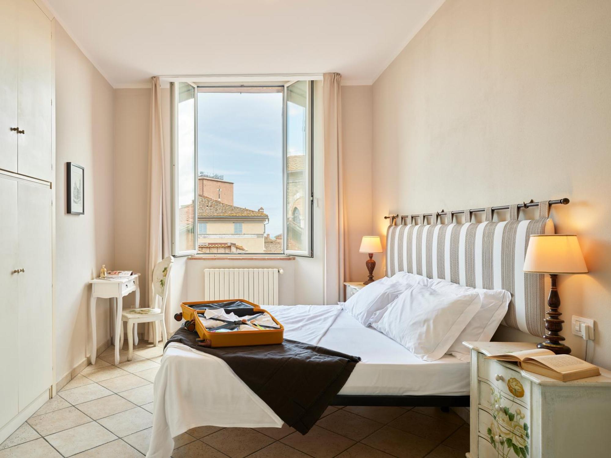 I Terzi Di Siena - Rooms Only Luaran gambar