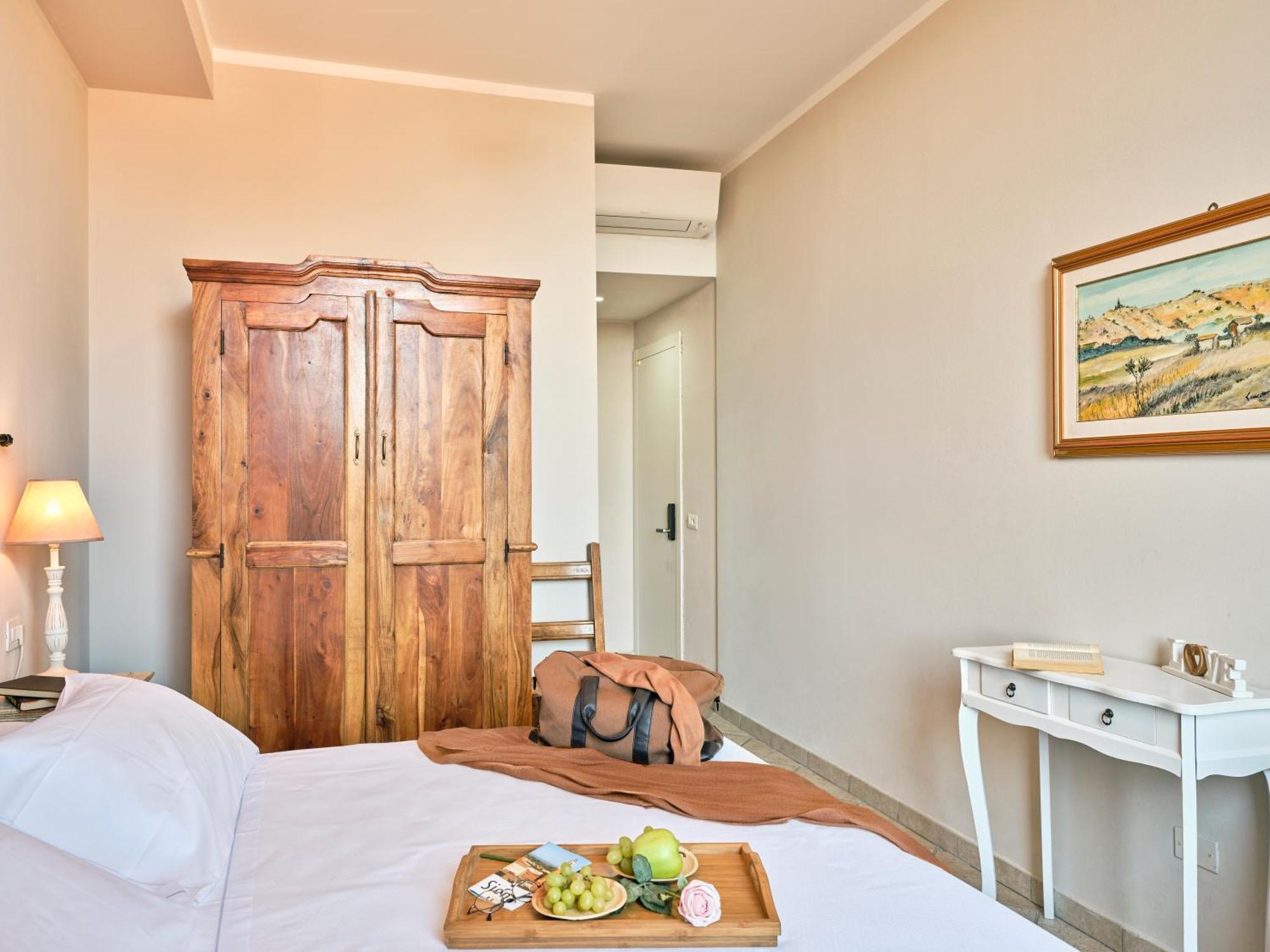 I Terzi Di Siena - Rooms Only Luaran gambar